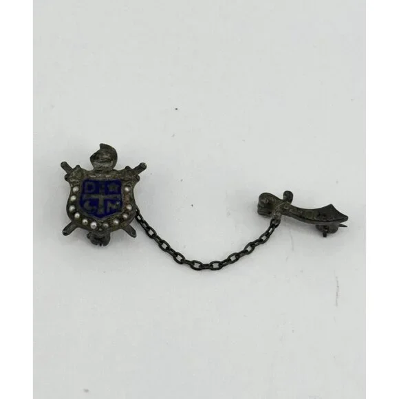 VINTAGE DEMOLAY STERLING PEARLS MASONIC YOUTH SWORD GUARD LAPEL PIN